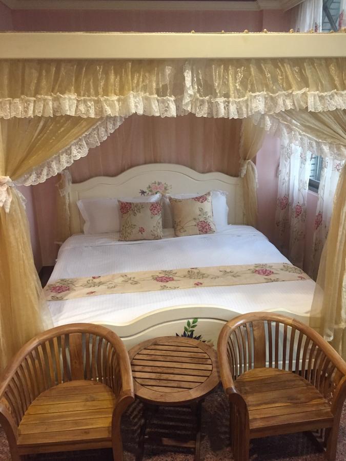 Ocean Deep Hostel Тоучен Екстер'єр фото
